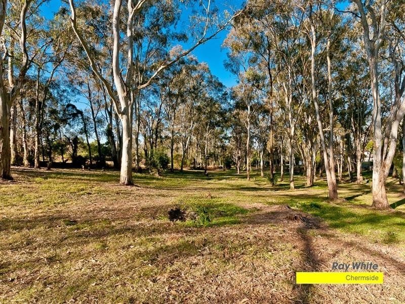 Bridgeman Downs QLD 4035