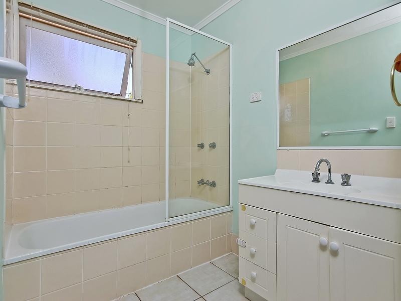 12 Collard Street, Zillmere QLD 4034