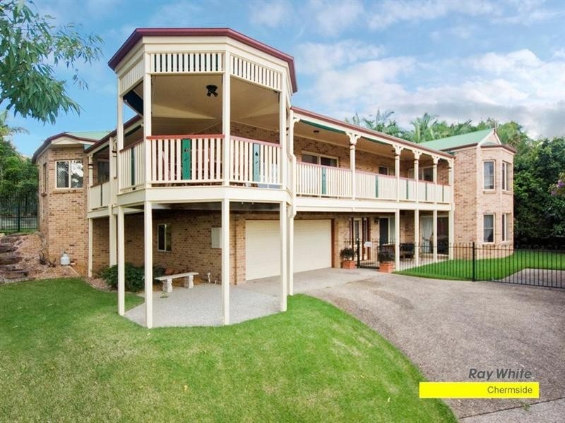 24 Shuttle Place, Bridgeman Downs QLD 4035