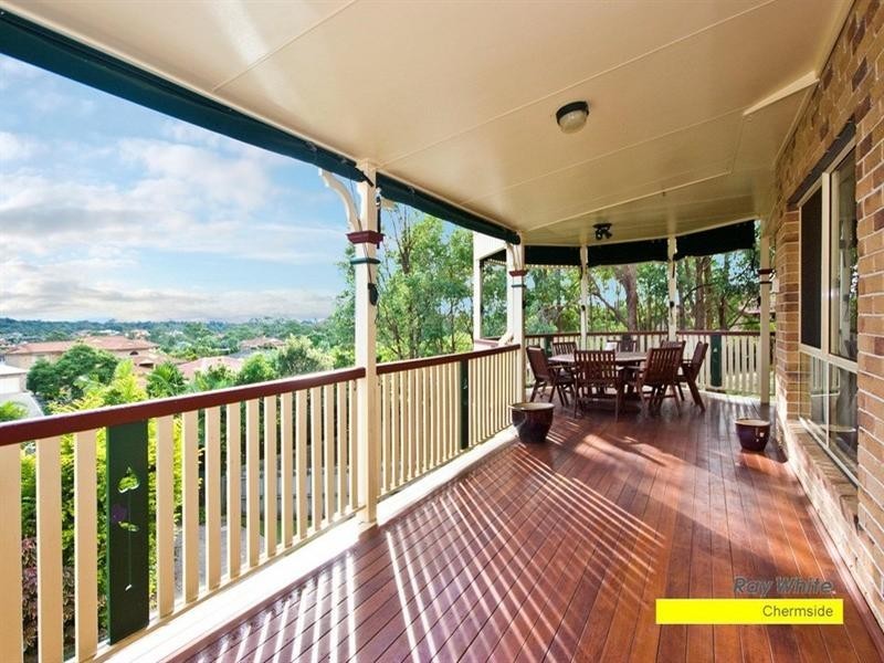 24 Shuttle Place, Bridgeman Downs QLD 4035