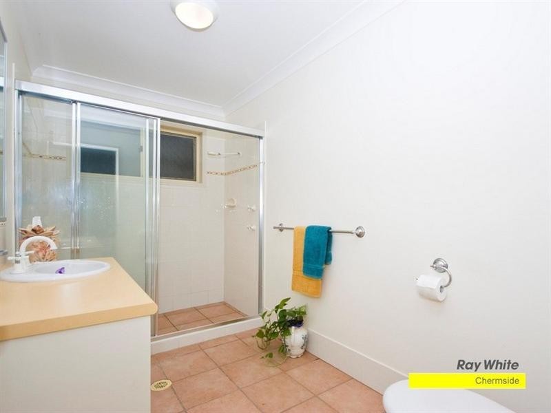 24 Shuttle Place, Bridgeman Downs QLD 4035