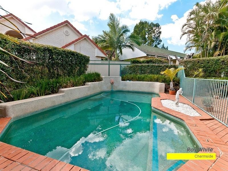 18 Regal Place, Aspley QLD 4034