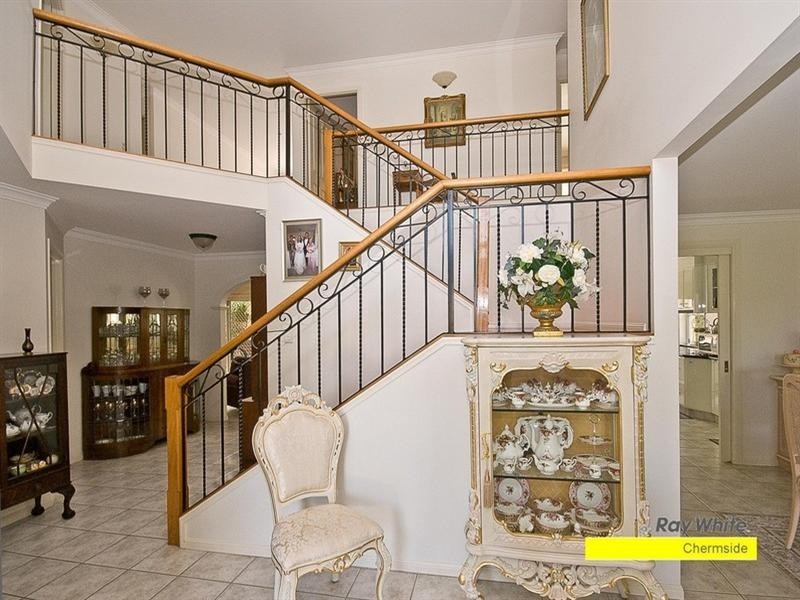 18 Regal Place, Aspley QLD 4034