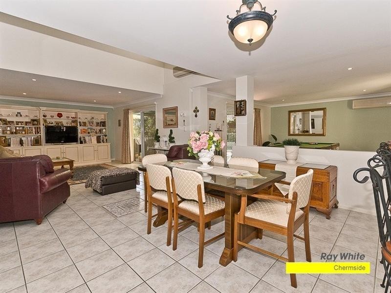 18 Regal Place, Aspley QLD 4034