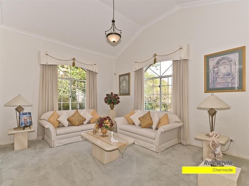 18 Regal Place, Aspley QLD 4034