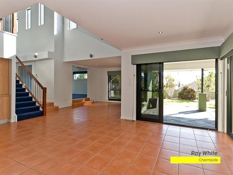 16 Montalcino Place, Bridgeman Downs QLD 4035