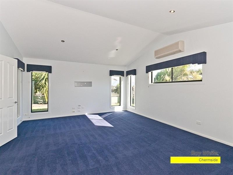 16 Montalcino Place, Bridgeman Downs QLD 4035