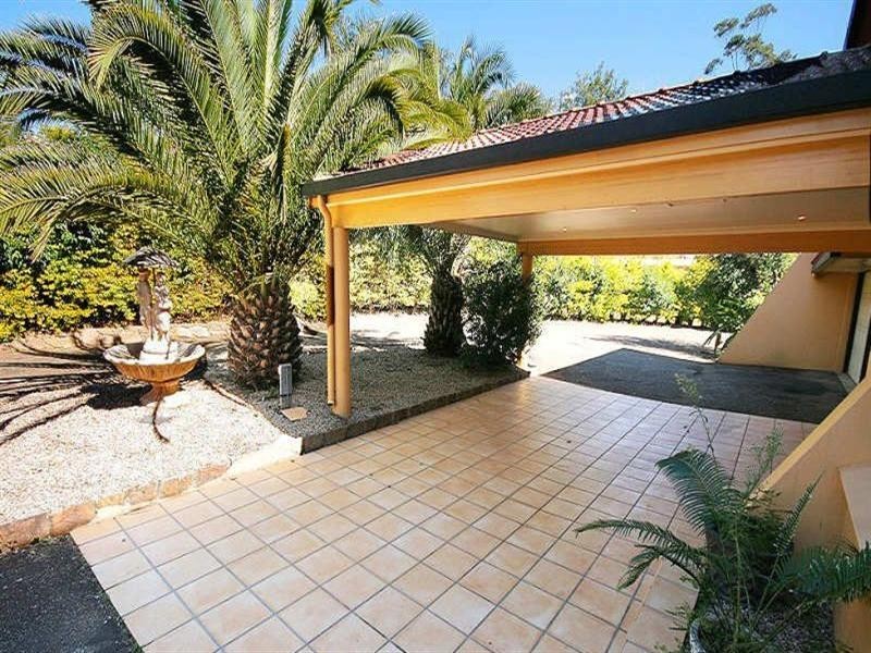 18 Cowie Road, Carseldine QLD 4034