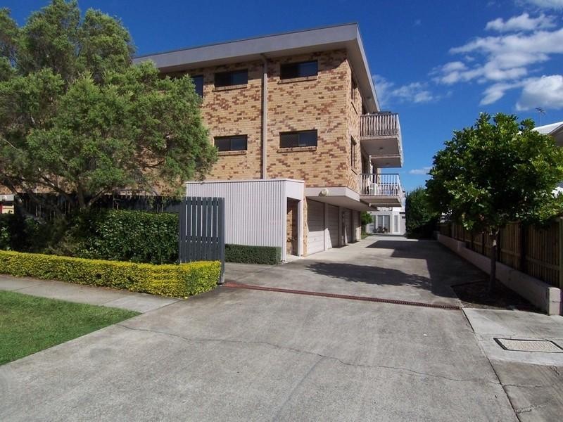 2/16 Pretoria Street, Zillmere QLD 4034