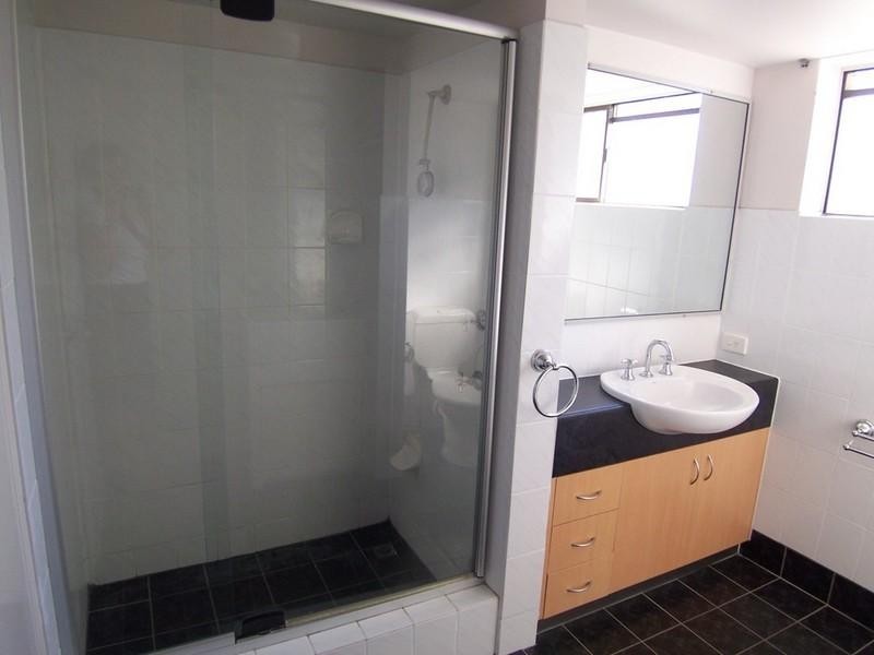 2/16 Pretoria Street, Zillmere QLD 4034