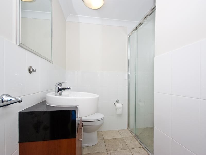 1/320 Hamilton Road, Chermside QLD 4032