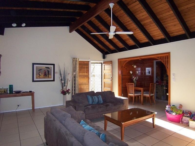 5 Valyn Place, Carseldine QLD 4034