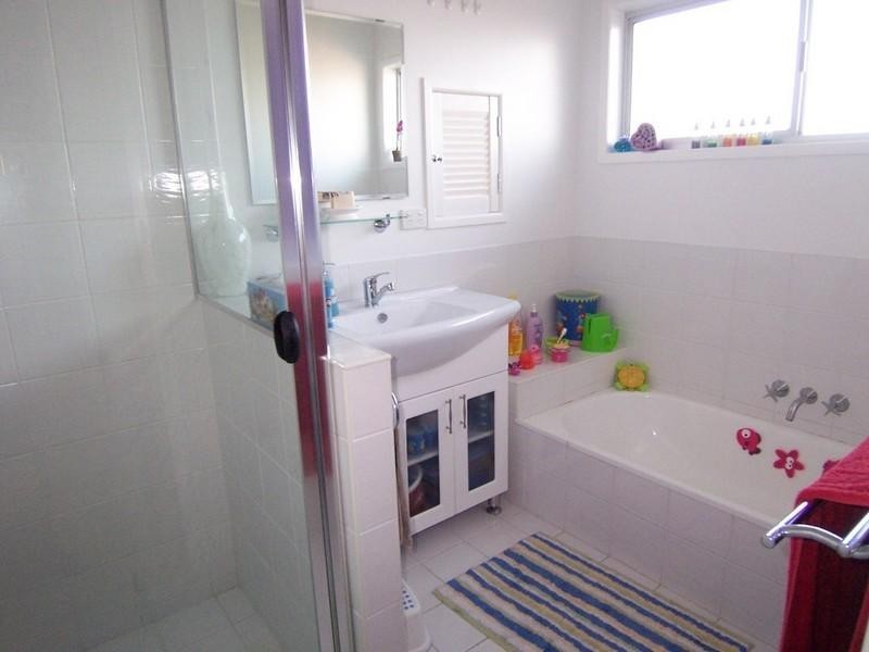 5 Valyn Place, Carseldine QLD 4034