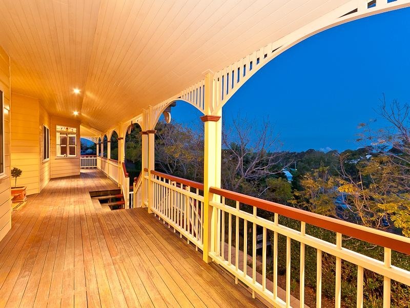 23 Fleetwood Court, Ferny Hills QLD 4055