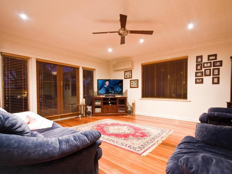 14 Chailey Street, Aspley QLD 4034