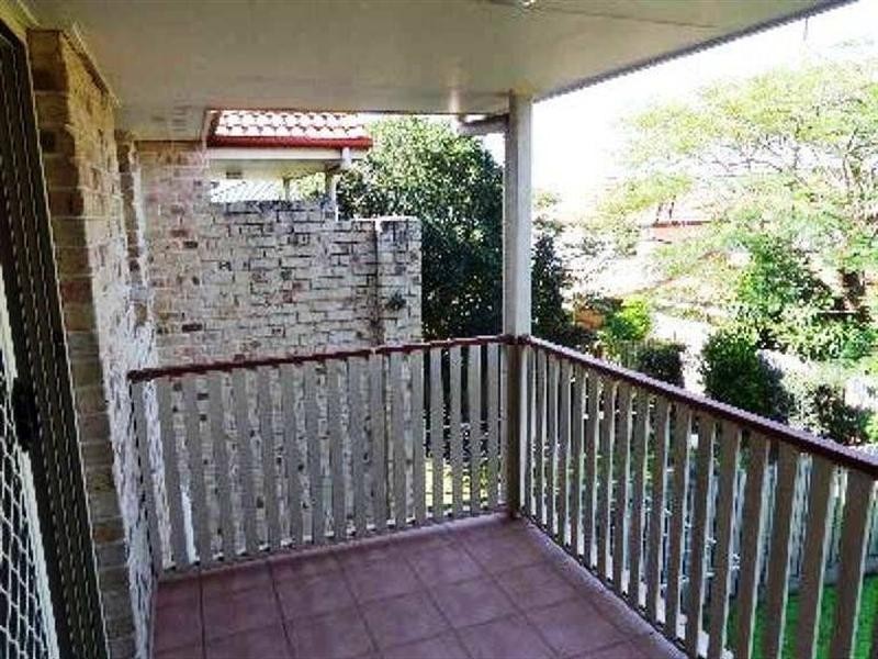 2/14 Greenbank Street, Chermside QLD 4032