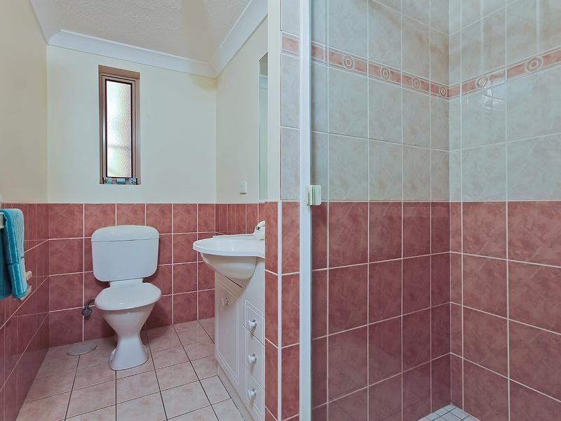 2/18 Pilba Street, Chermside QLD 4032