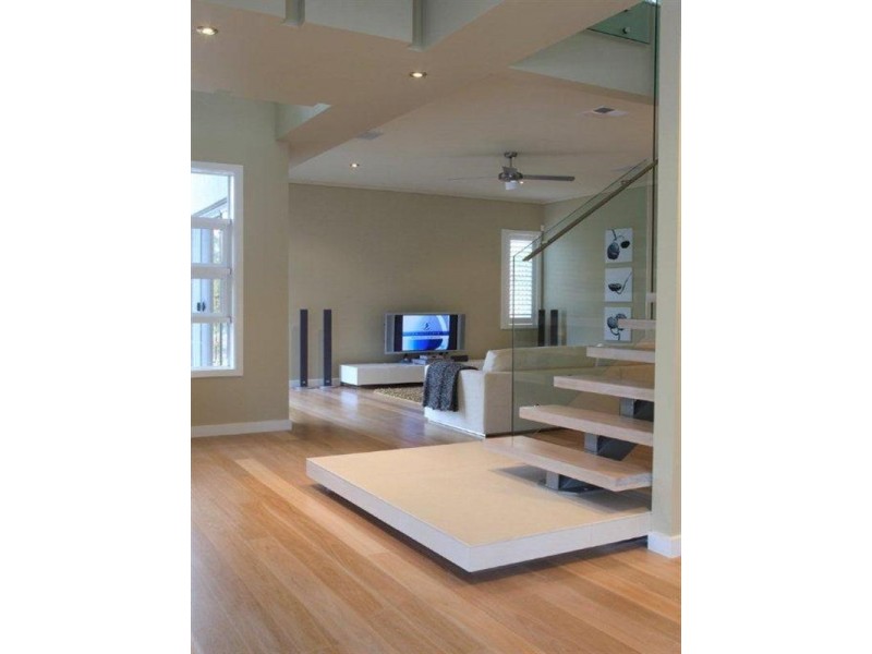 1 John Markwell Parade, Daisy Hill QLD 4127