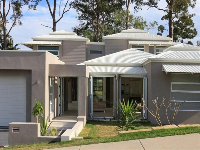 1 John Markwell Parade, Daisy Hill QLD 4127