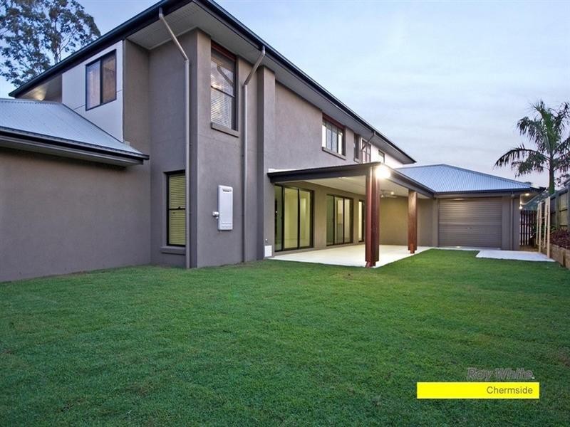 7 Cassia Street, Bridgeman Downs QLD 4035