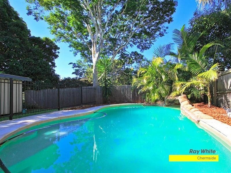 11 Pedley Street, Wavell Heights QLD 4012