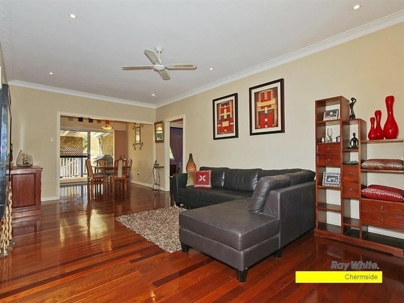 11 Pedley Street, Wavell Heights QLD 4012