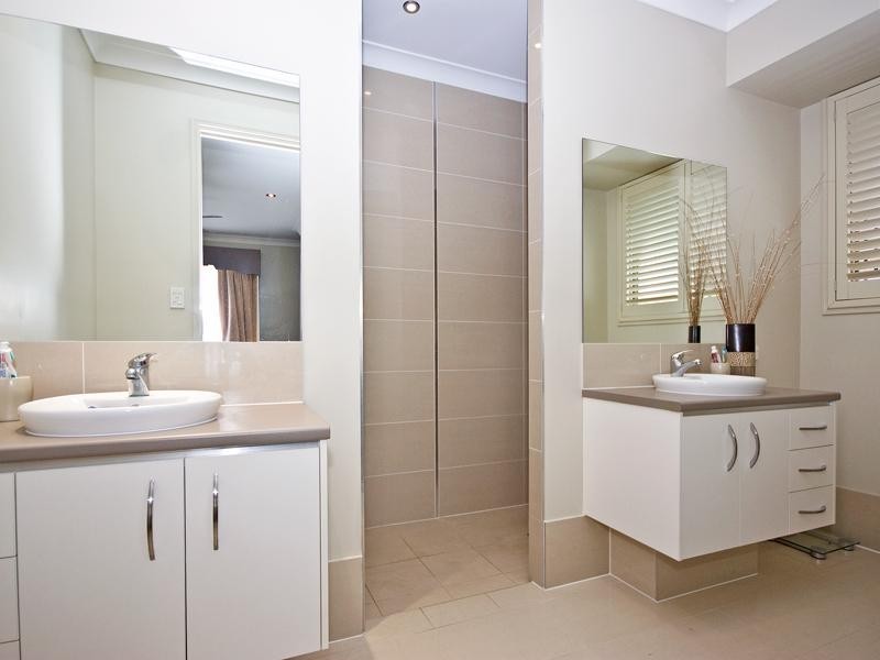 Bridgeman Downs QLD 4035