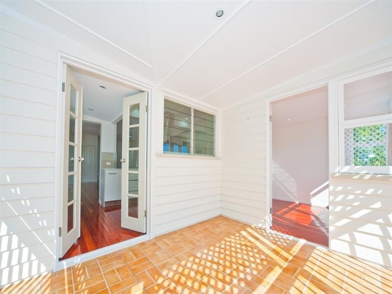 67 Kingsmill Street, Chermside QLD 4032