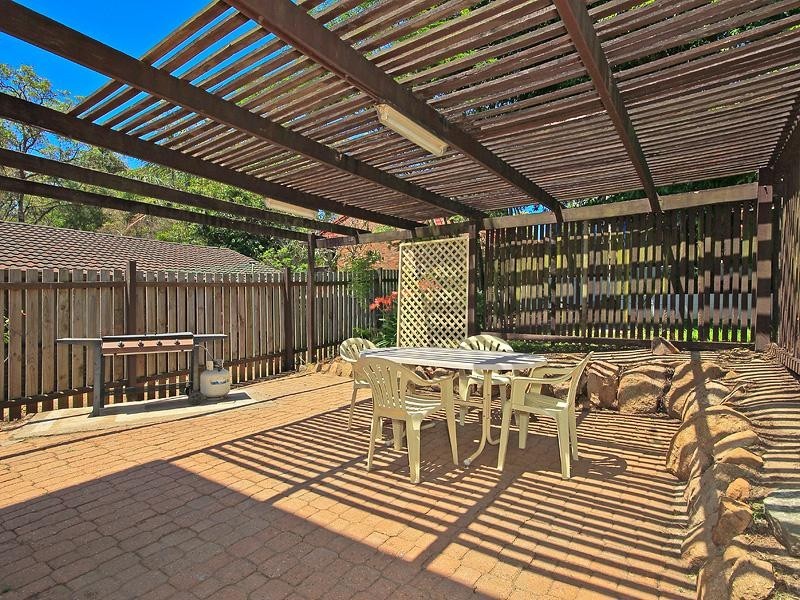 4 Astaire Place, Mcdowall QLD 4053