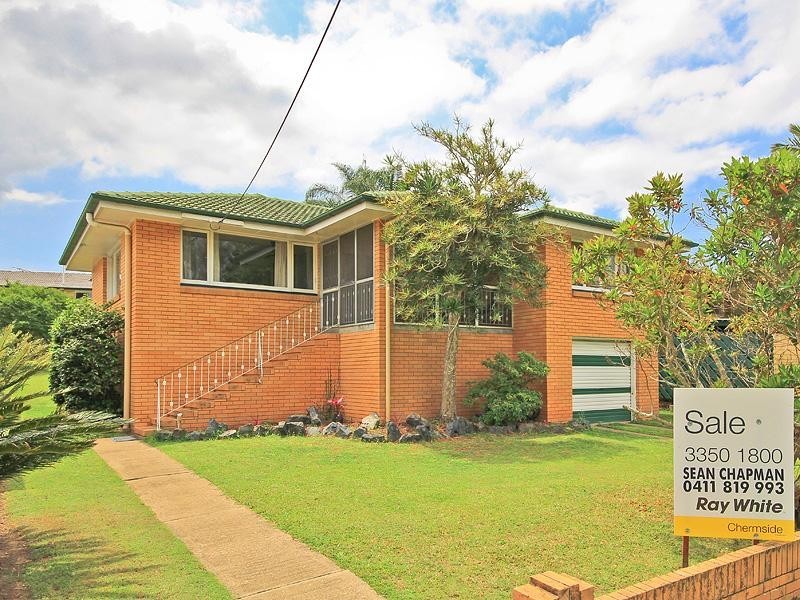 18 Brentwick Street, Chermside QLD 4032