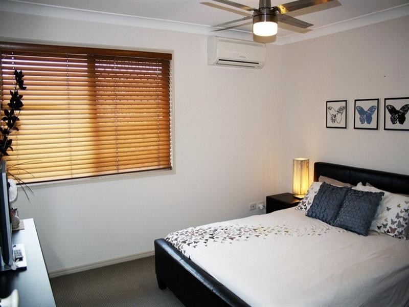 3/4 Harry Street, Zillmere QLD 4034