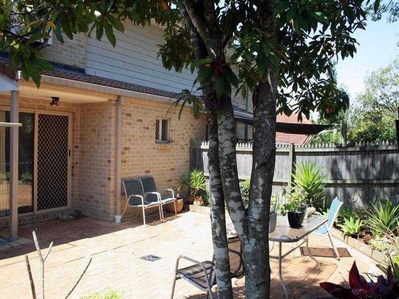 3/4 Harry Street, Zillmere QLD 4034