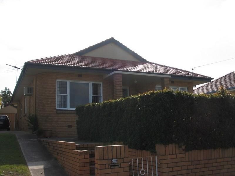 231 Rode Road, Wavell Heights QLD 4012