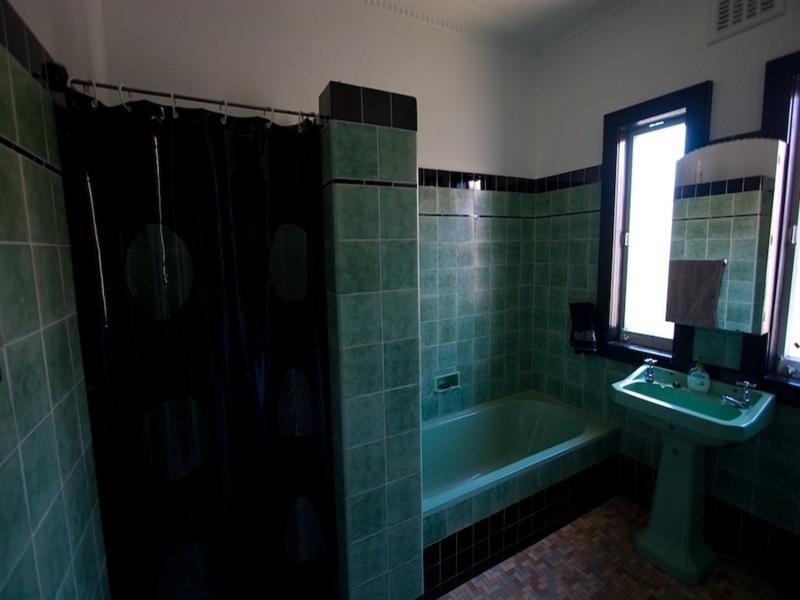 231 Rode Road, Wavell Heights QLD 4012