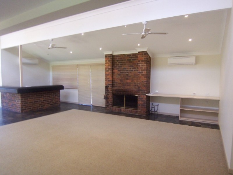 Bridgeman Downs QLD 4035