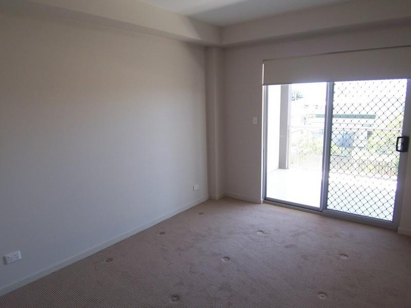 4/9 Zenith Avenue, Chermside QLD 4032