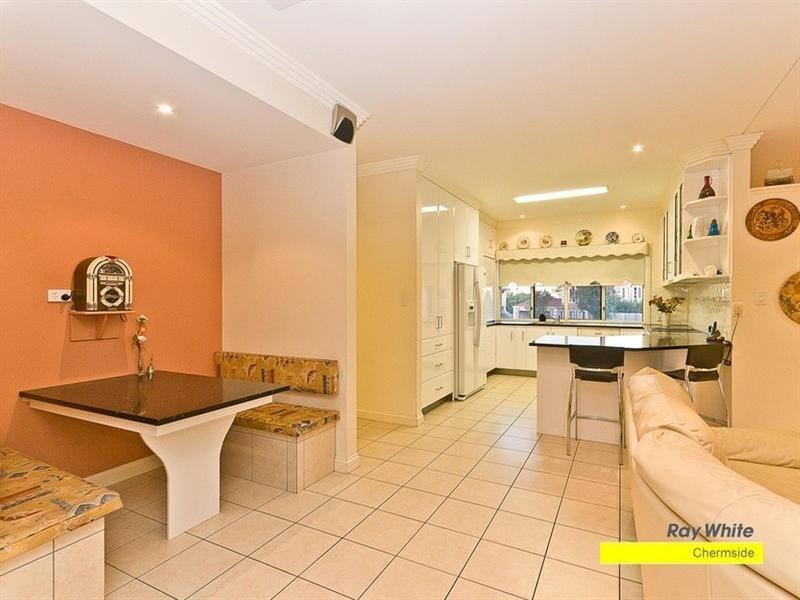 11 Noela Close, Carseldine QLD 4034