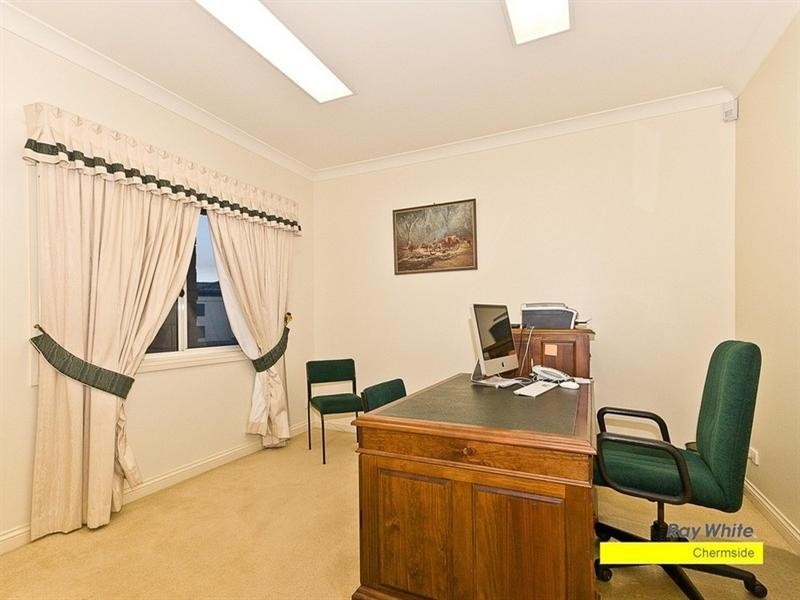 11 Noela Close, Carseldine QLD 4034