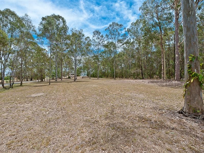 Bridgeman Downs QLD 4035