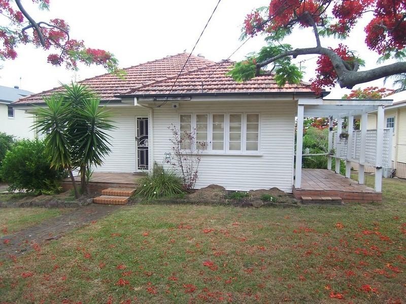 35 Aland Street, Wavell Heights QLD 4012