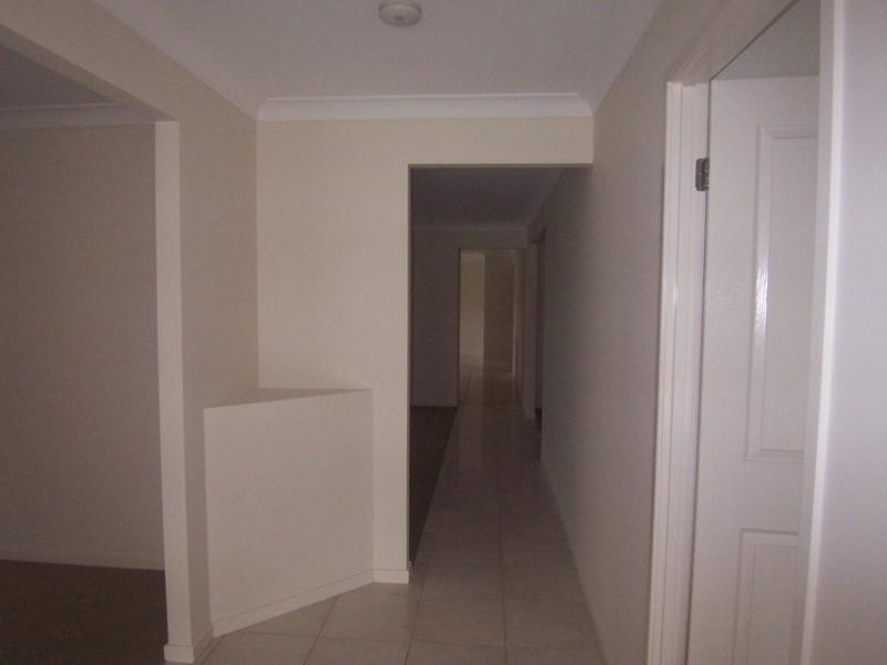 11 Oakwood Road, Warner QLD 4500