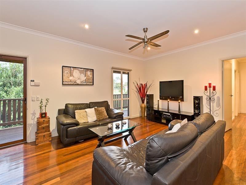 116 Thiess Drive, Albany Creek QLD 4035