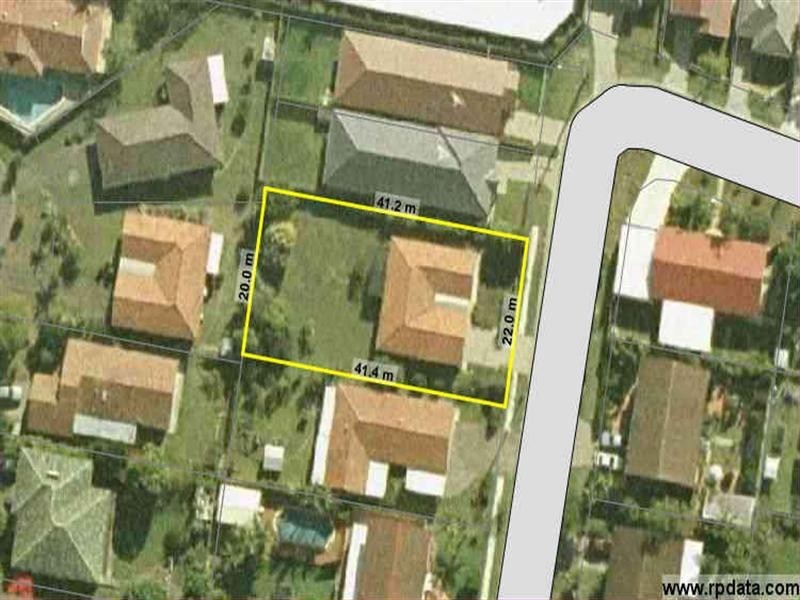 32 Myron Street, Chermside QLD 4032