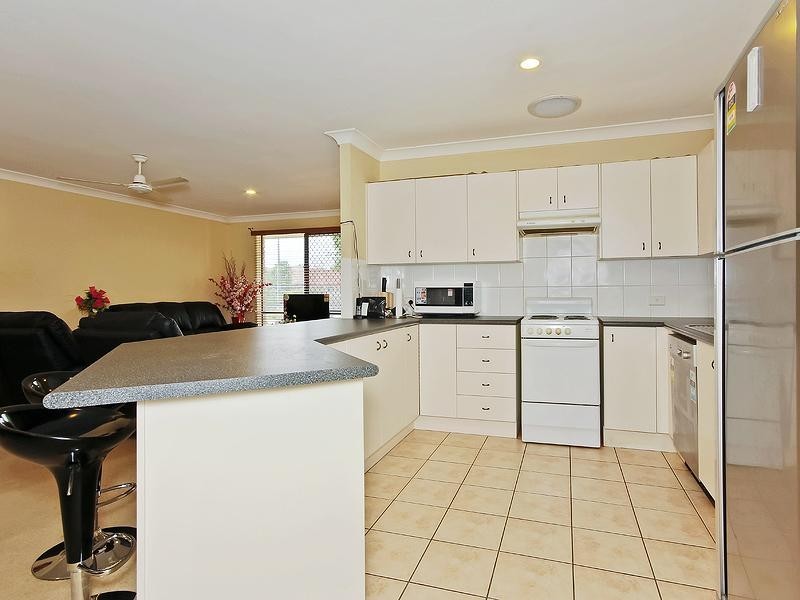 10 Oxford Place, Fitzgibbon QLD 4018