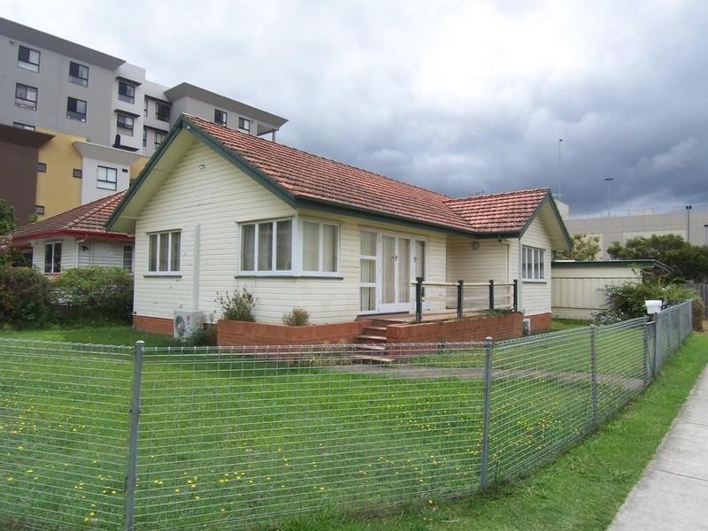 54 Playfield Street, Chermside QLD 4032
