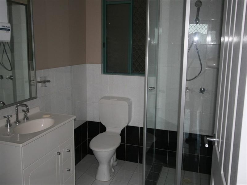 2/23 Rainey Street, Chermside QLD 4032