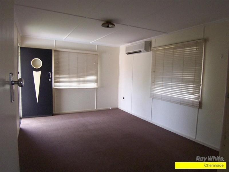9 Goodfellows Road, Kallangur QLD 4503