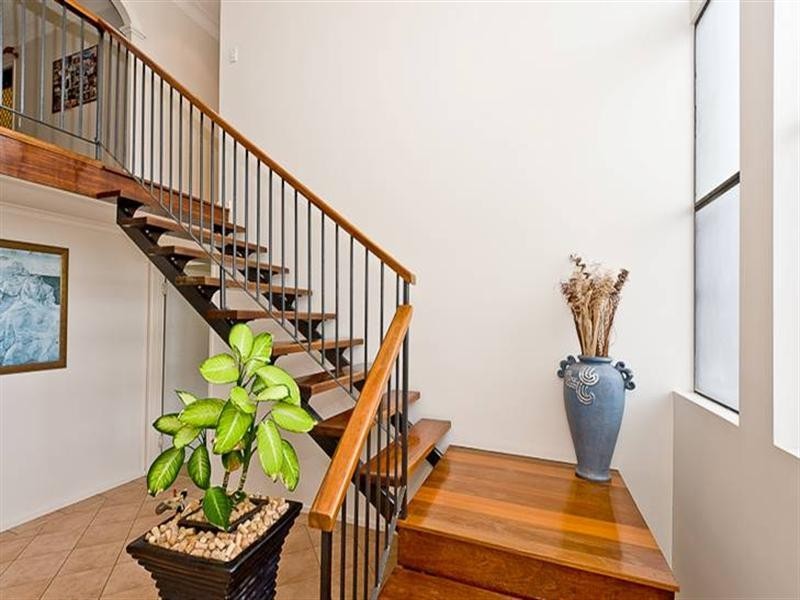 2 Dalwood Street, Carseldine QLD 4034