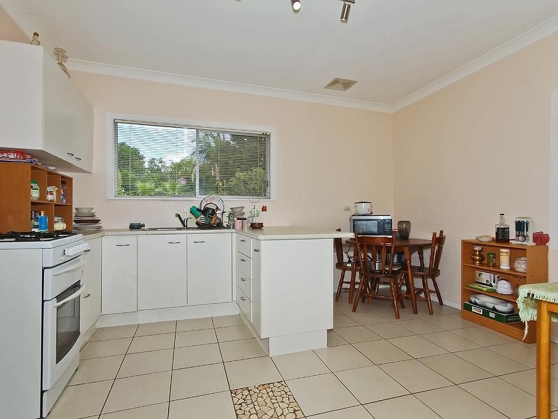 219 Hudson Road, Wooloowin QLD 4030