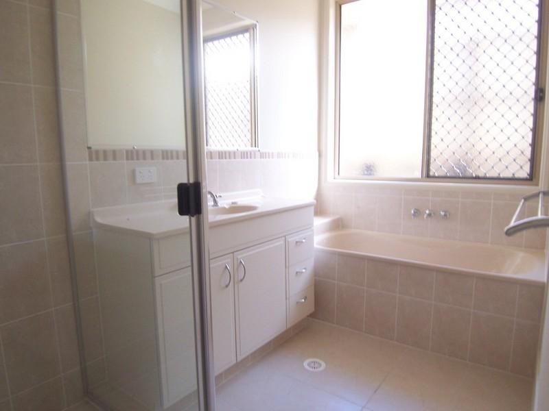 2 Emu Court, Warner QLD 4500